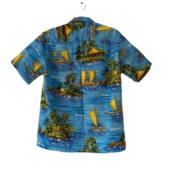 Vintage made in Hawaii Royal Creations single stitch Hawaiian Shirt size M - Picture 2 of 8